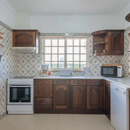 Rona Coelha - Close To The Beach And Amenities - All Ensuite Bedrooms Villa